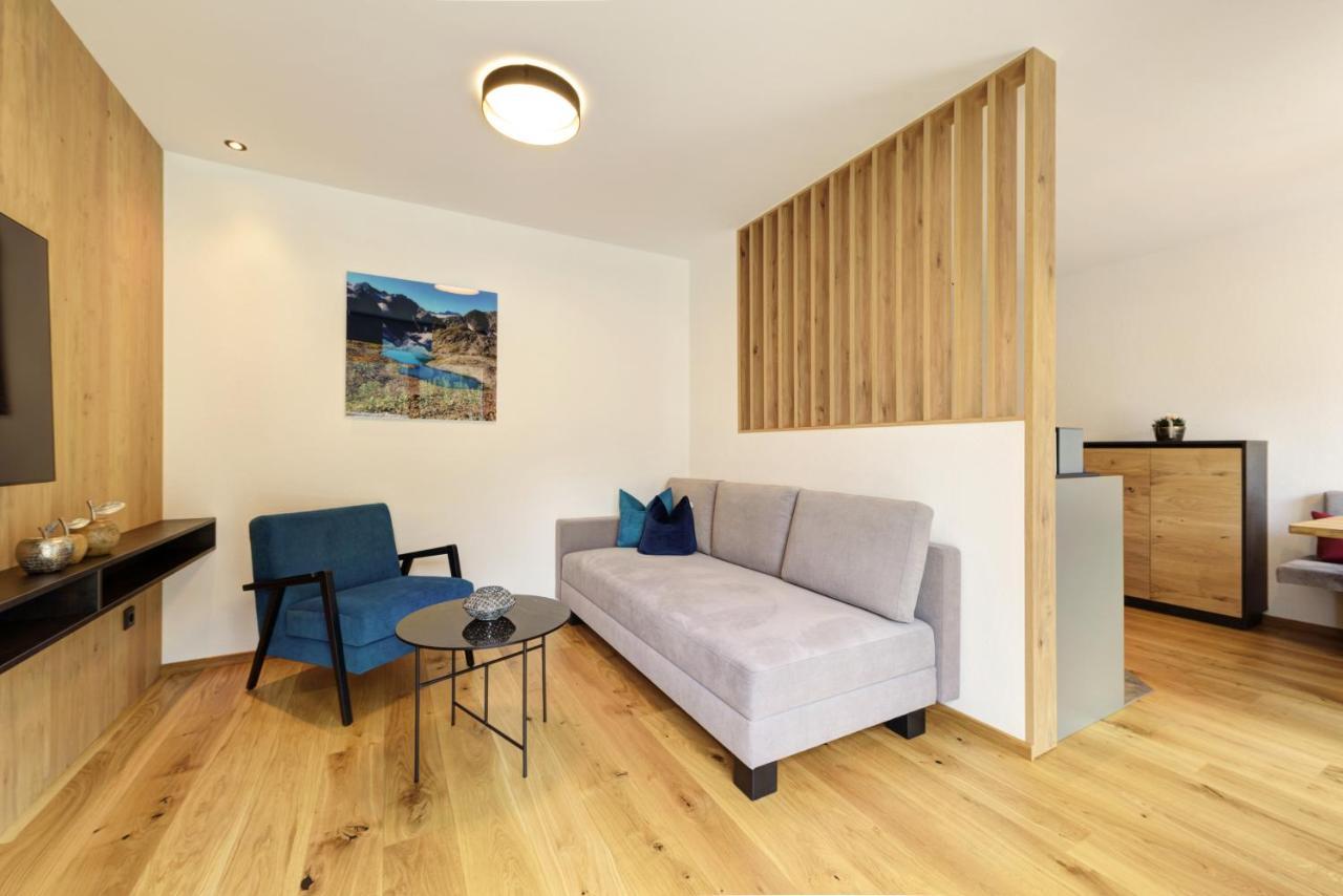 Haus St Anton - Incl Gratis Premium Sommerkarte Sankt Anton am Arlberg Exterior foto